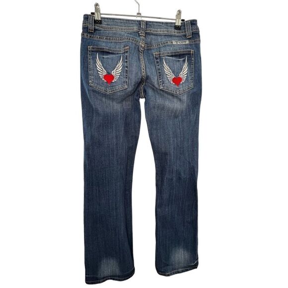 Cowgirl Tuff CO Bootcut Jeans With Embroidered Detail on Butt - Picture 3 of 5